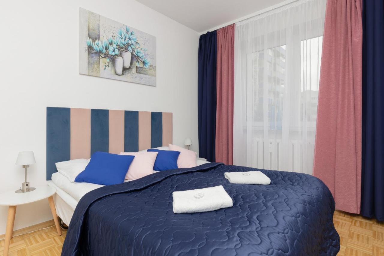 Family Apartment Bogatynska Bemowo By Noclegi Renters Варшава Экстерьер фото
